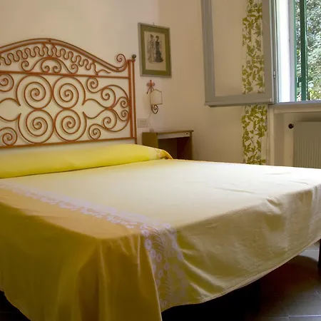 Hotel Giardino Degli Ulivi 2*